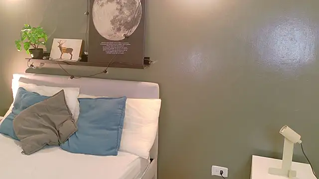 Annavic__ live sex cam