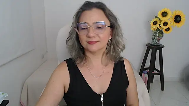 ana_milf's cam snapshot