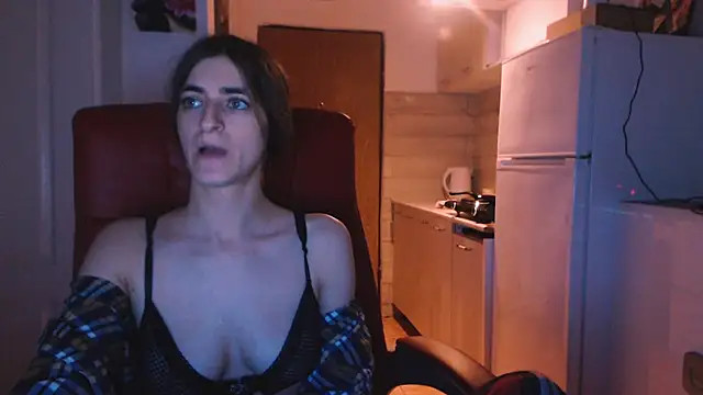 simyhvn's cam snapshot