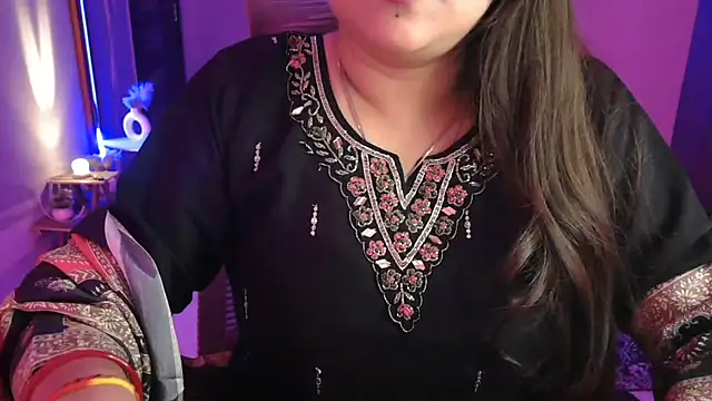 Mitikaa's cam snapshot