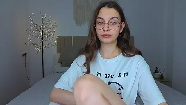 Real_cutie1's cam snapshot