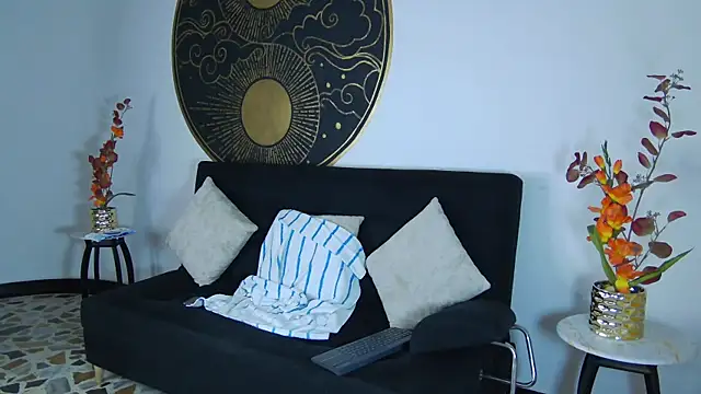 AlessioVitale live sex cam