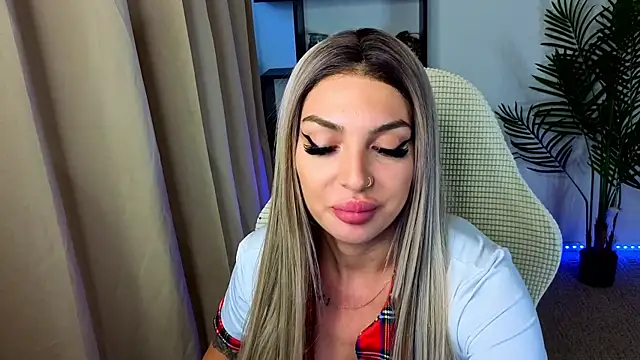 Raven_Ink's cam snapshot