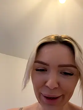 lolableux's cam snapshot