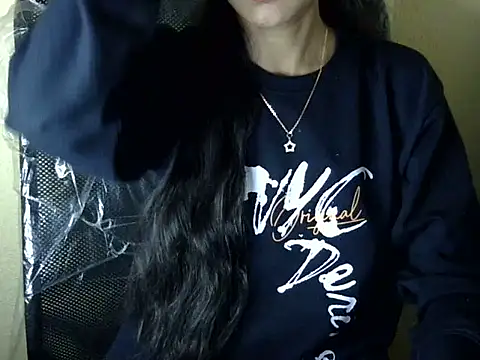 Shazi_1's cam snapshot