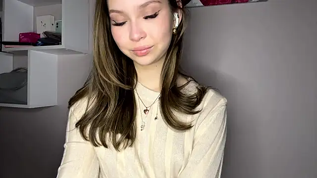 EmmaJonse's cam snapshot