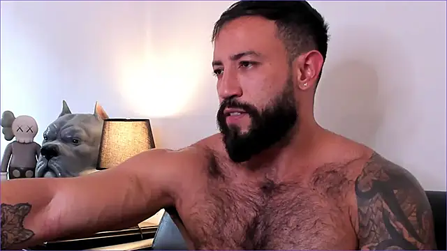 BradLeon_'s cam snapshot