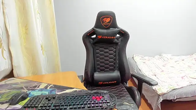 iliaskrislove's cam snapshot