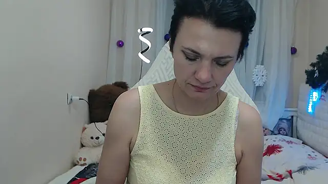 AvaSaturnian's cam snapshot