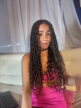 ZoeyFierce's cam snapshot