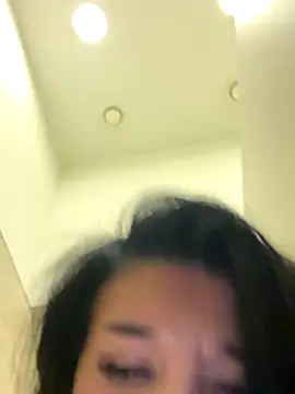 Tisha_Busty live sex cam