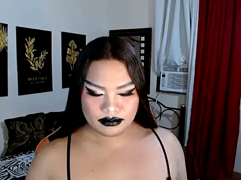 TSbrianaHugeCock's cam snapshot