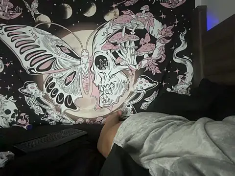 NeliaHexxen live sex cam