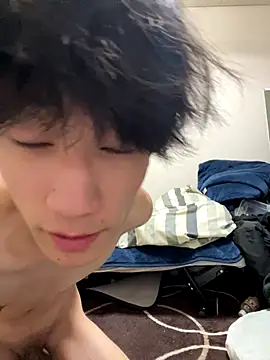 yuuu2580 live sex cam