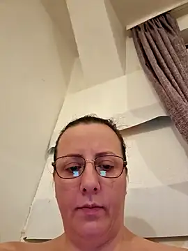 Goodass7 live sex cam