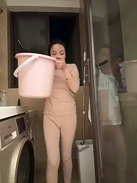 chick-888's cam snapshot