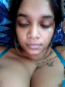 Indianqueen03 live sex cam