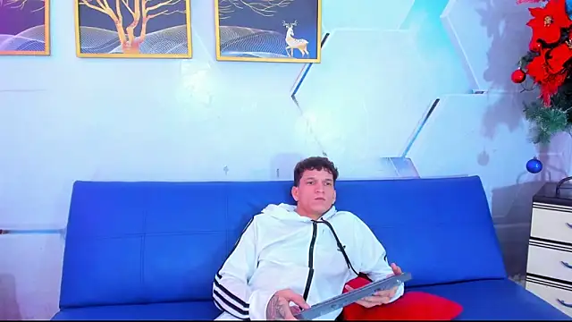 Alex_jeins_at's cam snapshot