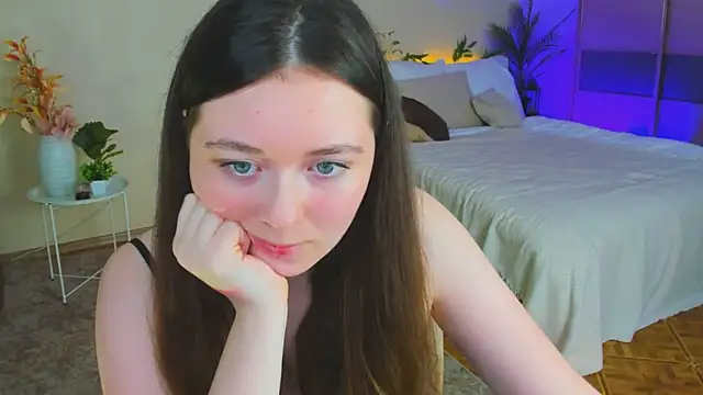 AlluringLookk's cam snapshot