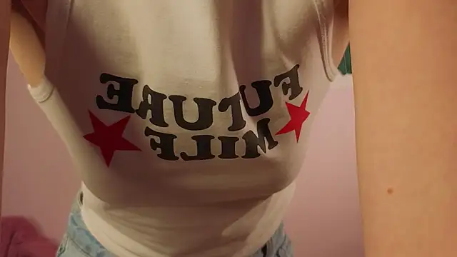 BaileyBernos's cam snapshot