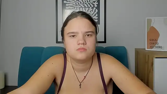 AdeleCruz live sex cam