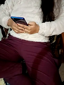 Mannat-222's cam snapshot