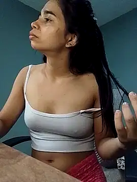 morenaus2025's cam snapshot