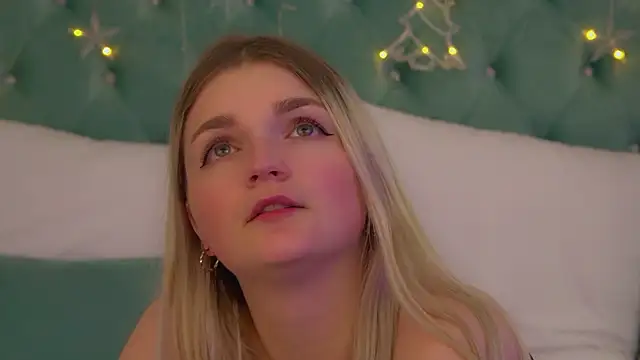 AnnyRaii's cam snapshot