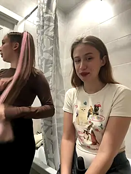 yourfavcouple_'s cam snapshot