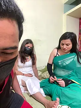 STARGROUPNEXT's cam snapshot