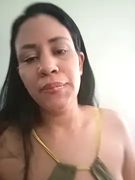 LeilaTaylor's cam snapshot