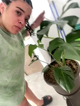 JuanitaMore01's cam snapshot