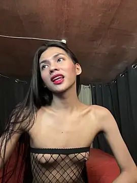 Ur_latinahotpaprika live sex cam