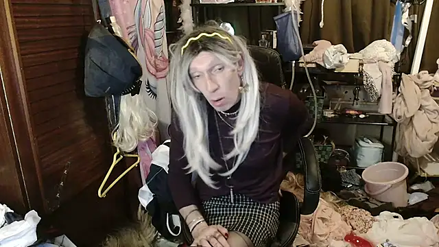 Ombeline1 live sex cam