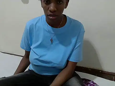 prettybeee's cam snapshot