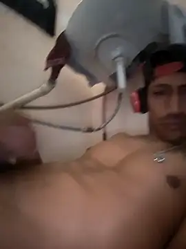 Raulrc88 live sex cam