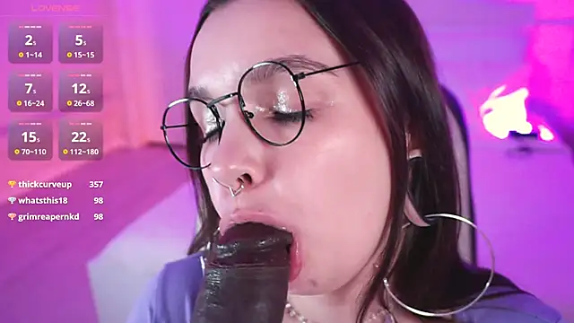 Ooops_Boobss live sex cam