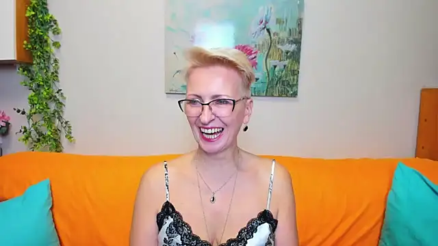 iamyourdream89's cam snapshot