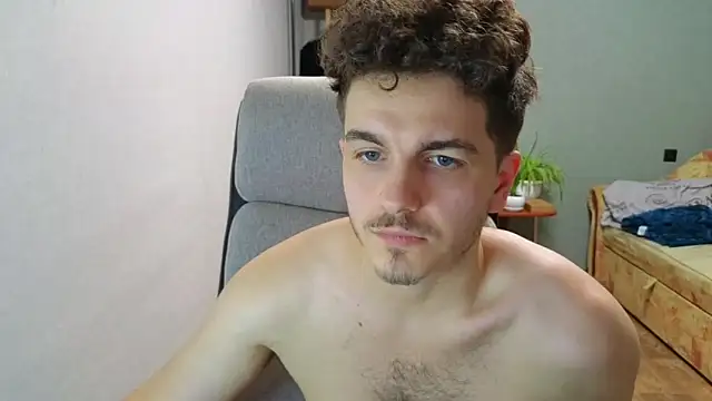 Remy_Miles live sex cam