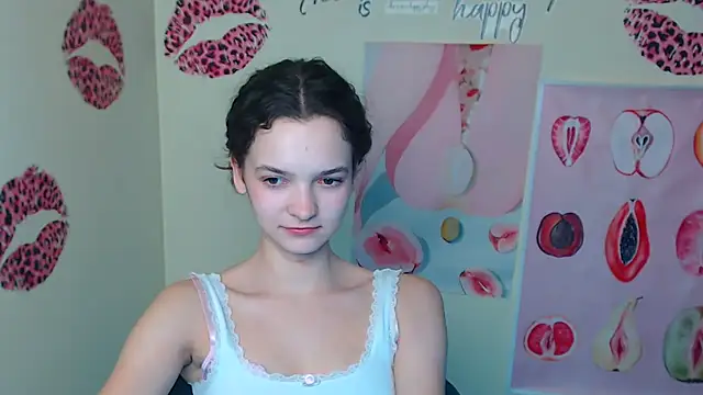 _SusieSu_'s cam snapshot