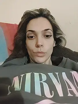 SheTheDeeevil's cam snapshot