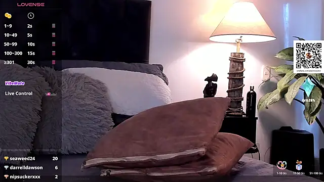 ADAM_BOUTON_'s cam snapshot