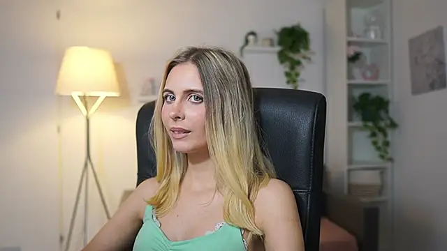 catecrago_'s cam snapshot