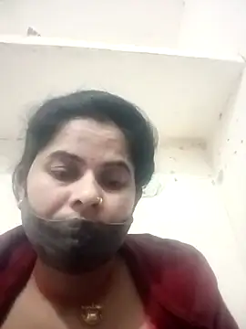 JULEE-740's cam snapshot