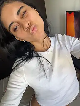 Miia_moonn live sex cam