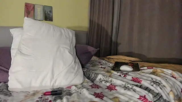 missbenz live sex cam