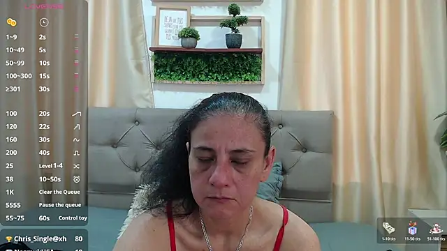 sasi_luna live sex cam