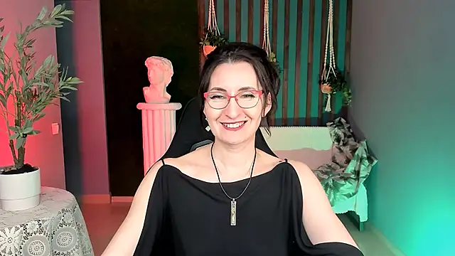 UnaTerra live sex cam