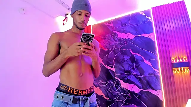 AlexthePervert_xxx's cam snapshot