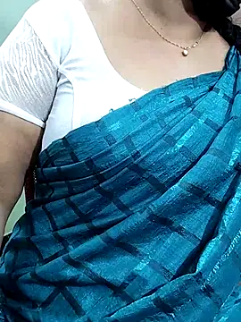 abinaya26's cam snapshot